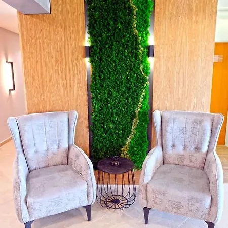 Paradise & Relax Center Szálloda Pomorie