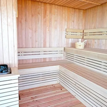 Paradise & Relax Center 3* 포마리