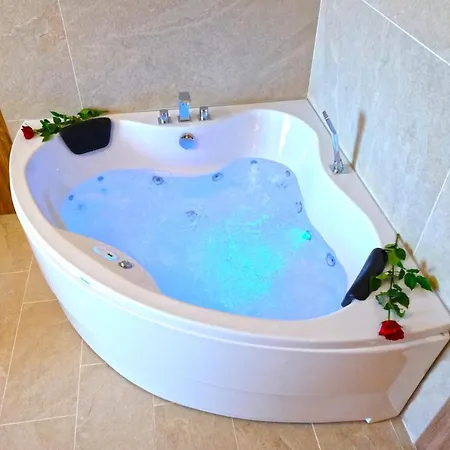 Paradise & Relax Center Хотел