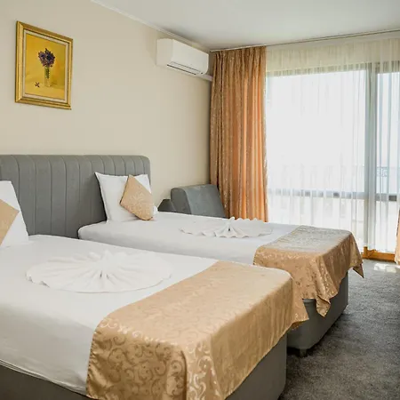 Hotel Paradise & Relax Center