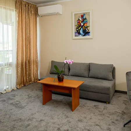 Хотел Paradise & Relax Center Поморие